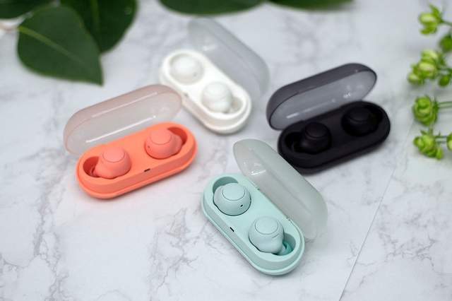 别急着冲AirPods 3，索尼百元级真无线蓝牙耳机