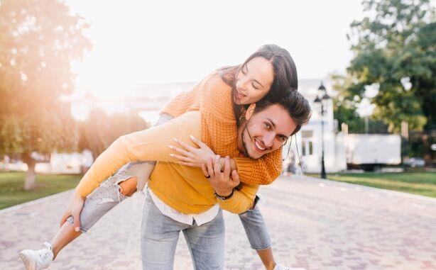 婚后生活很糟心，婆婆以为自己很大度，她却在事后说她小气