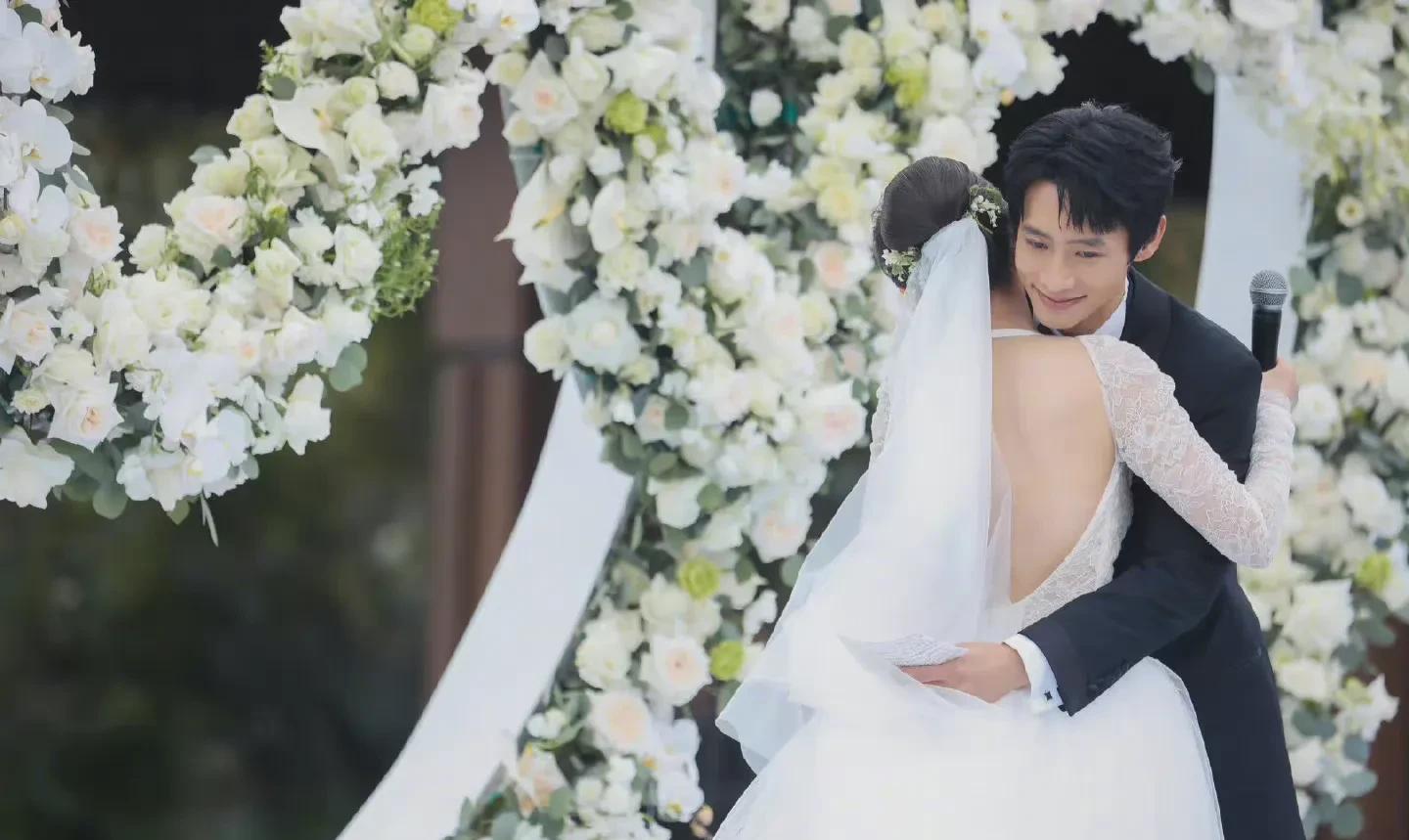 魏晨正式结婚，网友：俞灏明给魏晨的房子送了吗？