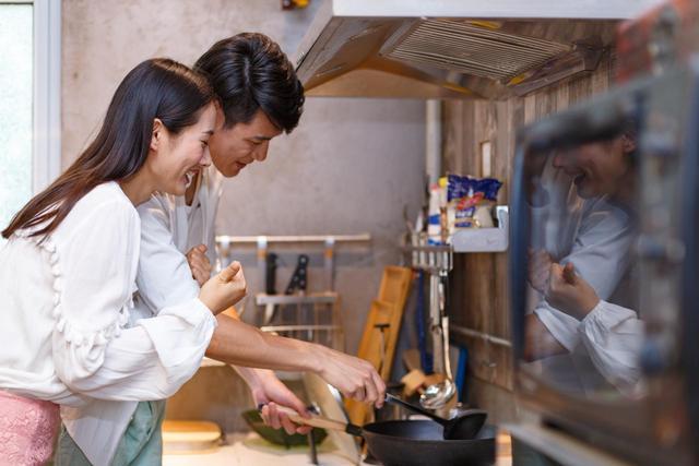 老家在城边的农村，婆婆对儿媳冷嘲热讽只是为了她好