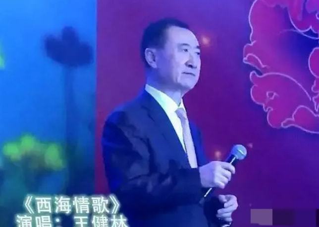 那英入住某音被网友怒怼：我是农民，我能听你的歌吗