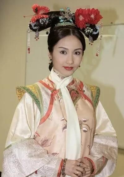 《金枝欲孽》：最得宠的7位妃嫔4人惨死，只有1人活到了最后