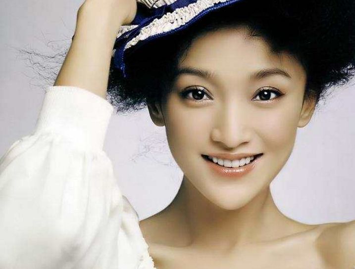 演艺圈学历最低的5大演员，赵丽颖第三，第一名没有上过学