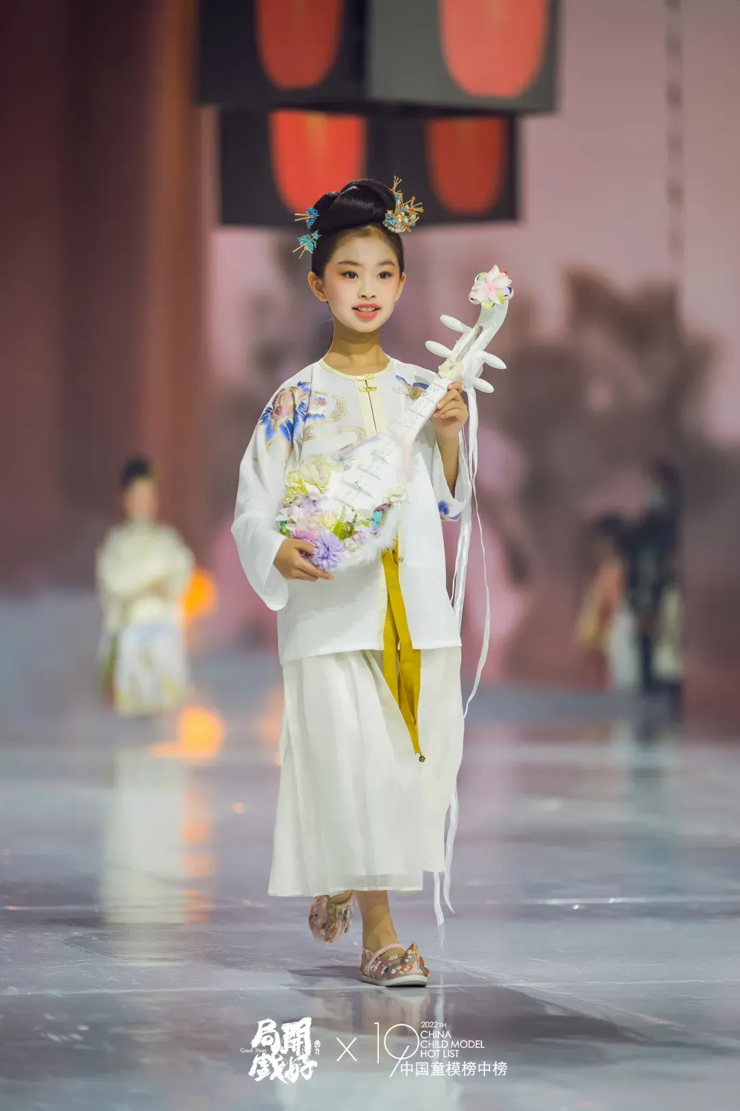 2022中国童模榜中榜时尚盛典全球代言人林淼淼