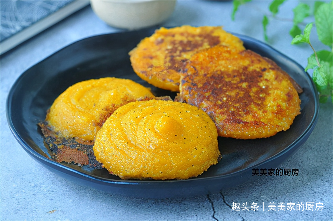 冬天里的最佳早餐饼，软糯香甜，做法也健康