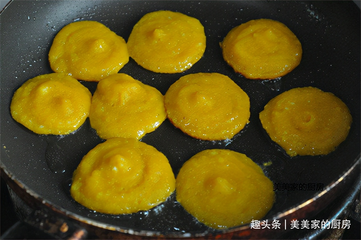 冬天里的最佳早餐饼，软糯香甜，做法也健康