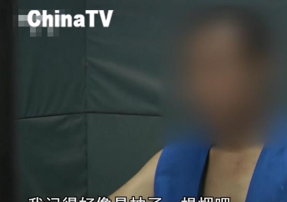 39岁男子面包车失踪十几年，丈夫看望孙女，半夜偷偷进儿媳房间