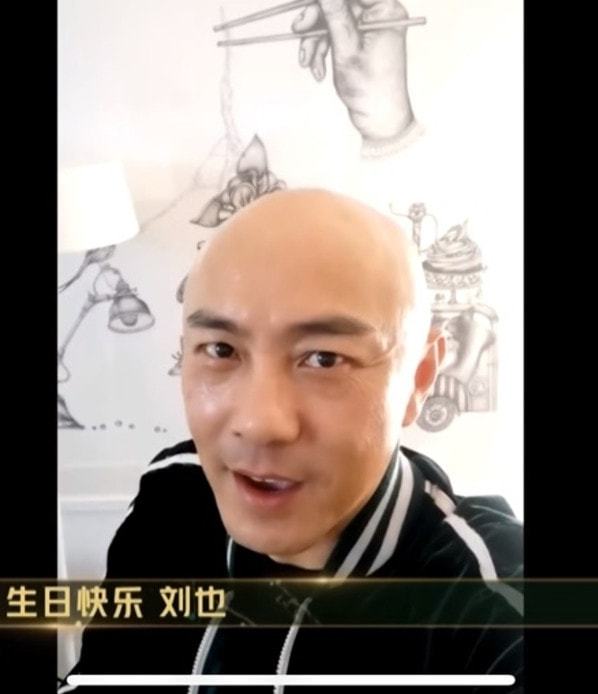 张卫健在《追光吧！》中挑战京剧造型，网友：太难得