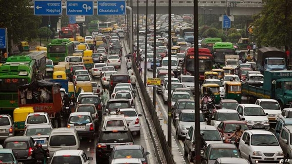 印度政府强制要求车企增加安全气囊，中国网友讨论起来