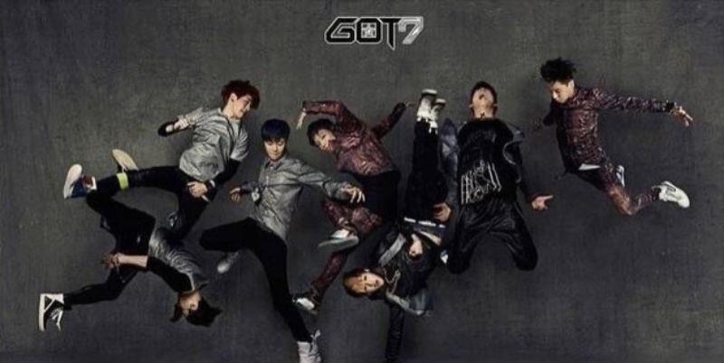 GOT7隔空合体庆祝8周年！熟悉的打闹配方真的爷青回！