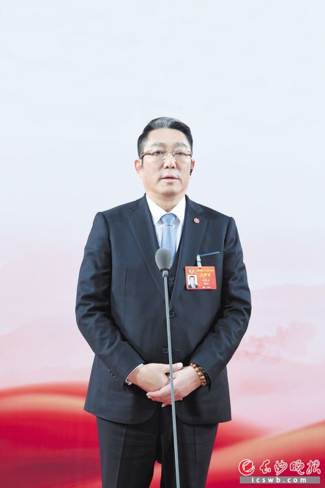 湖南省政协十二届五次会议开启“微问题”模式