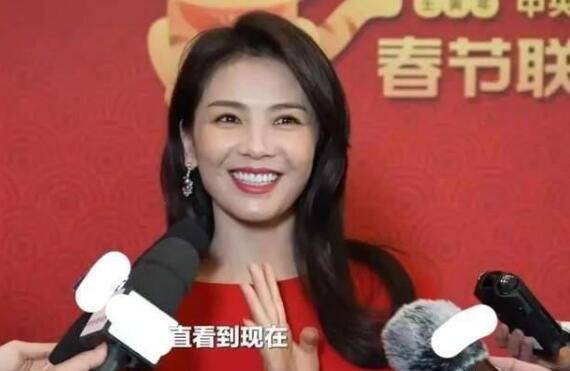 邓超春晚将合作李宇春易烊千玺，2022年虎年春晚你最期待谁？