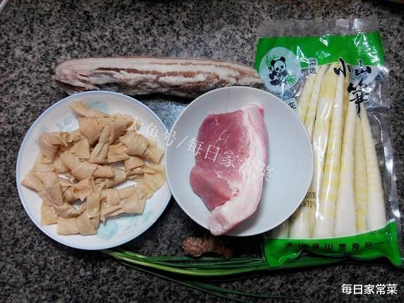 腌一条咸肉，笃一锅好汤，汤浓味美真是鲜