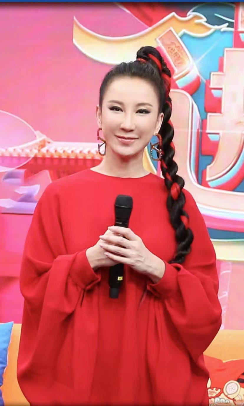 李玟、宋茜、赵丽颖同穿超季成衣，谁的时尚咖位更胜一筹？