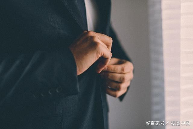 男人出轨前，往往会做这4件事，女人们别傻傻不知道