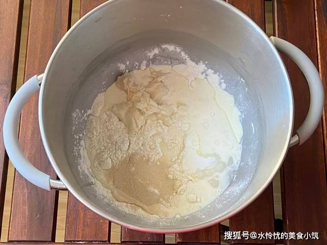 抹茶蜜豆车轮吐司，颜值与美味并存