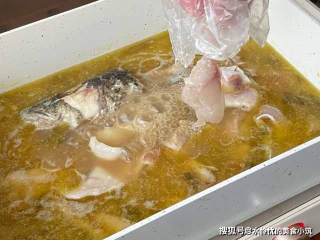 自己做的酸菜鱼料多实惠超满足，鱼片一次吃到爽