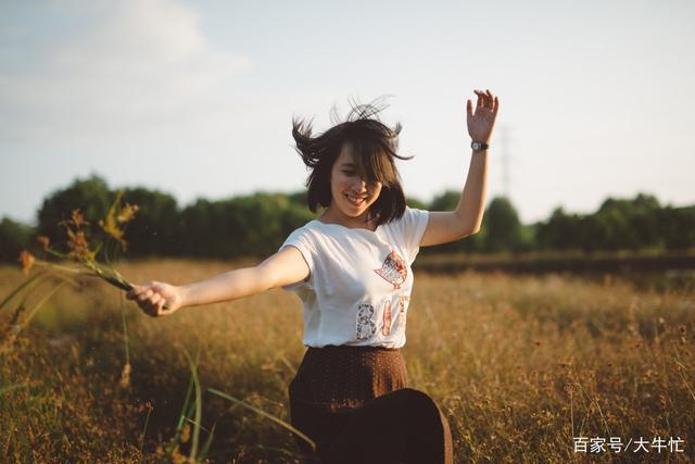 女强男弱的家庭，为什么还对前妻有幻想？