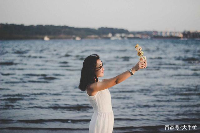 离婚女儿不听话，相亲总是失败，婚姻大事成了我们的心病