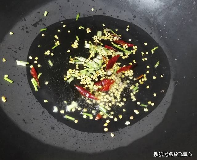 驴肉炒青椒的家常做法窍门，鲜嫩好吃还在于掌握三个小窍门