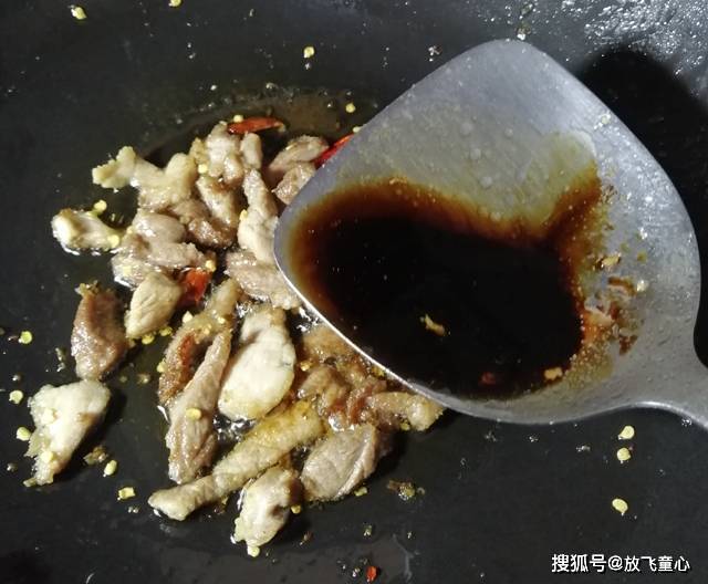 土豆丝炒肉怎么做好吃，土豆丝炒肉怎么家常做法