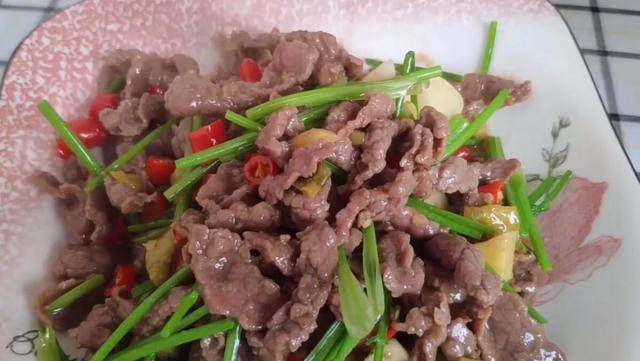 牛肉这样炒，嫩滑好吃，数分钟入门，吃下去又滑又嫩又爽