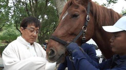 成龙、吴京新片《龙马精神》定档12月31号