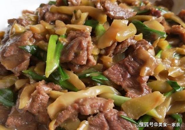 腌牛肉万万不能用盐，不然吃起来很柴，换成“它”