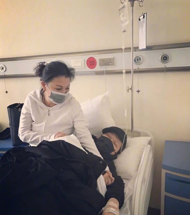 35岁主持人刘维退出娱乐圈将全力照顾癌症复发的母亲