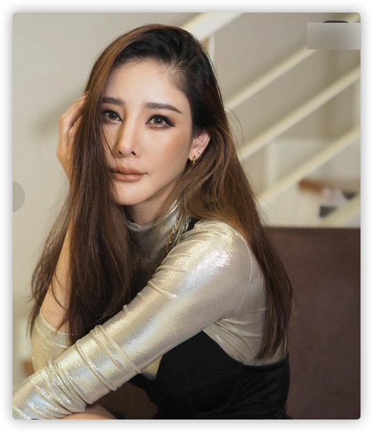 泰国知名女星妮达坠河去世，曾出演《吹落的树叶》