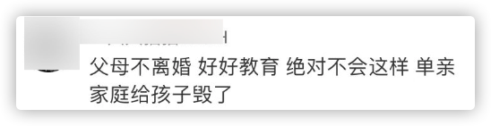 伊能静儿子再晒火辣女装照，形象大胆，网友：奶奶能接受吗？