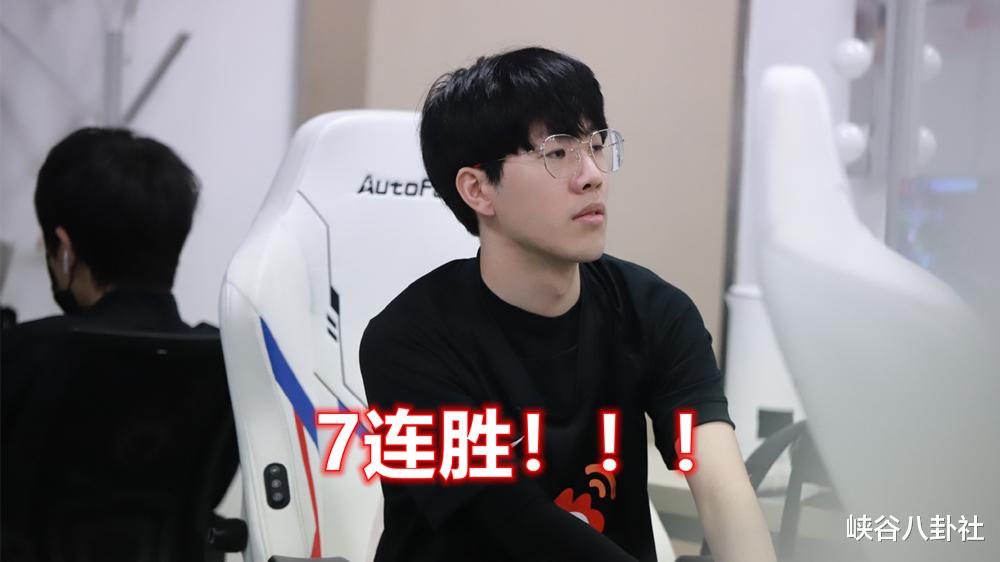 |宁王演绎降维打击，三叉戟一路连胜所向披靡