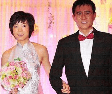 “乒乓冠军”张怡宁，为什么会嫁给50岁的人？如今终于说出实情