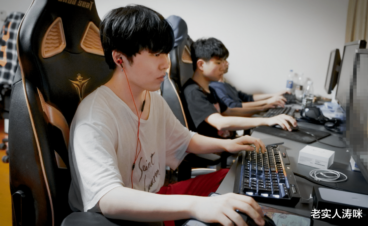 “Chovy全方位压制Faker”！LCK中单6边形图火了