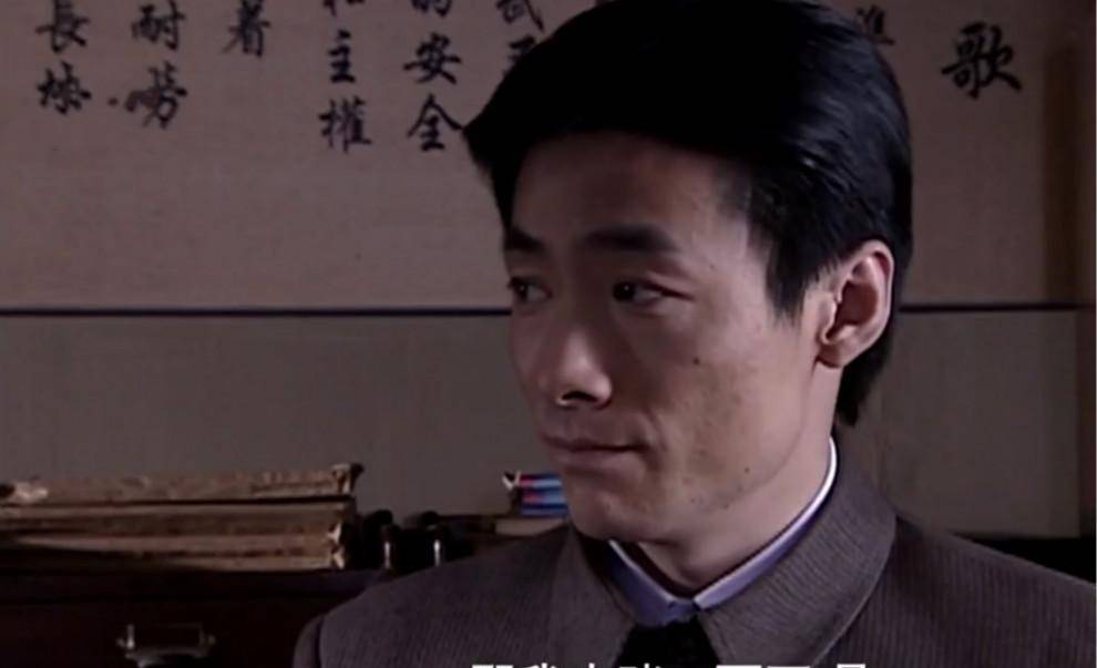 电视剧《潜伏》中吴敬中的一番话，看出了他的真实想法