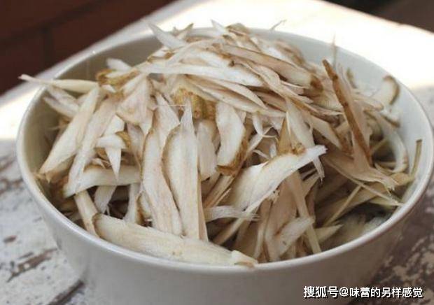 食味栗子饭——这份简餐有苹果，胡萝卜