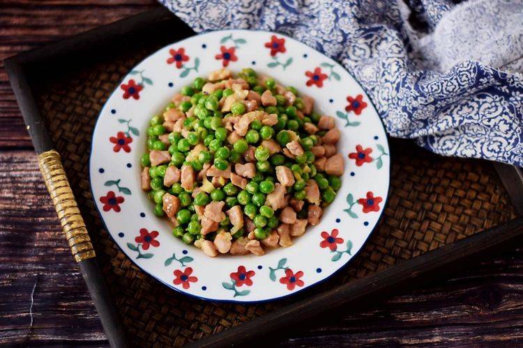 炒豌豆肉沫，下锅的顺序很重要，不然做出的豌豆不入味不好吃