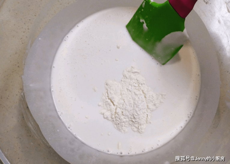 蒸米发糕有窍门，牢记两点，一次做成功，暄软不粘牙，香气浓郁！