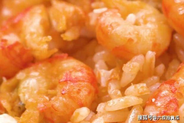 蛋黄龙虾焗饭，营养丰富，做法简单，适合主食外的代餐之选