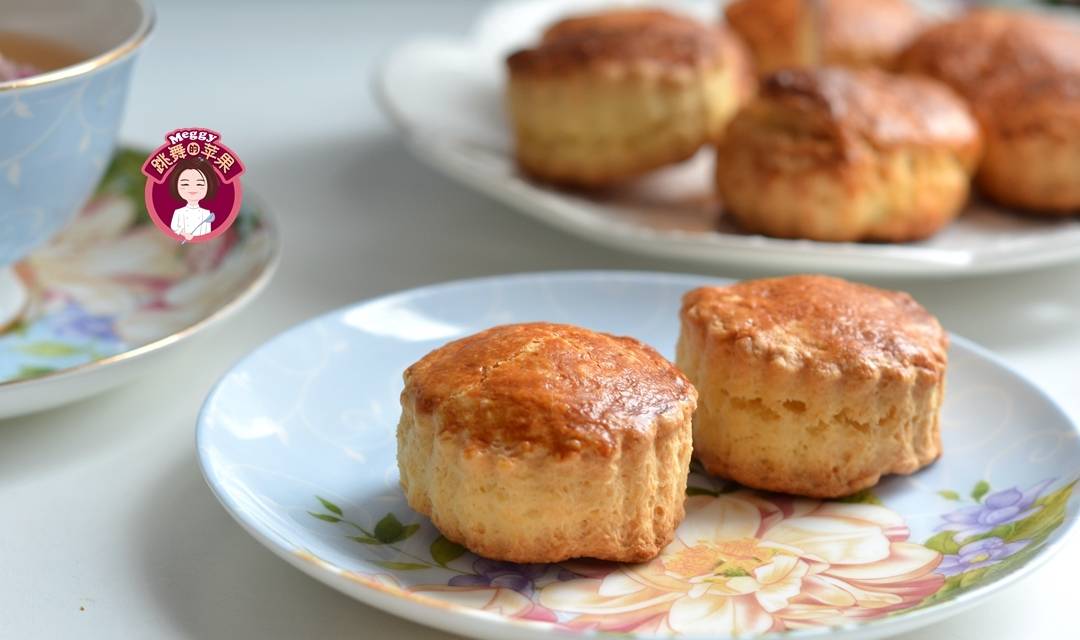 玫瑰花茶司康饼——司康饼