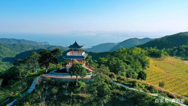 生命本就是一场奇妙的旅行，一边奔跑，一边失去