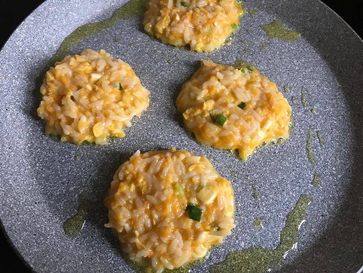 粗粮做的主食饼，低油低脂不麻烦，好吃的制作又麻烦