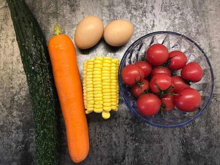 减肥首选食物，拌上沙拉酱，视觉和味觉的双重享受，零厨艺搞定