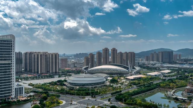 漂泊如一个人颠沛流离的梦，寻一处曾流浪多年的地方