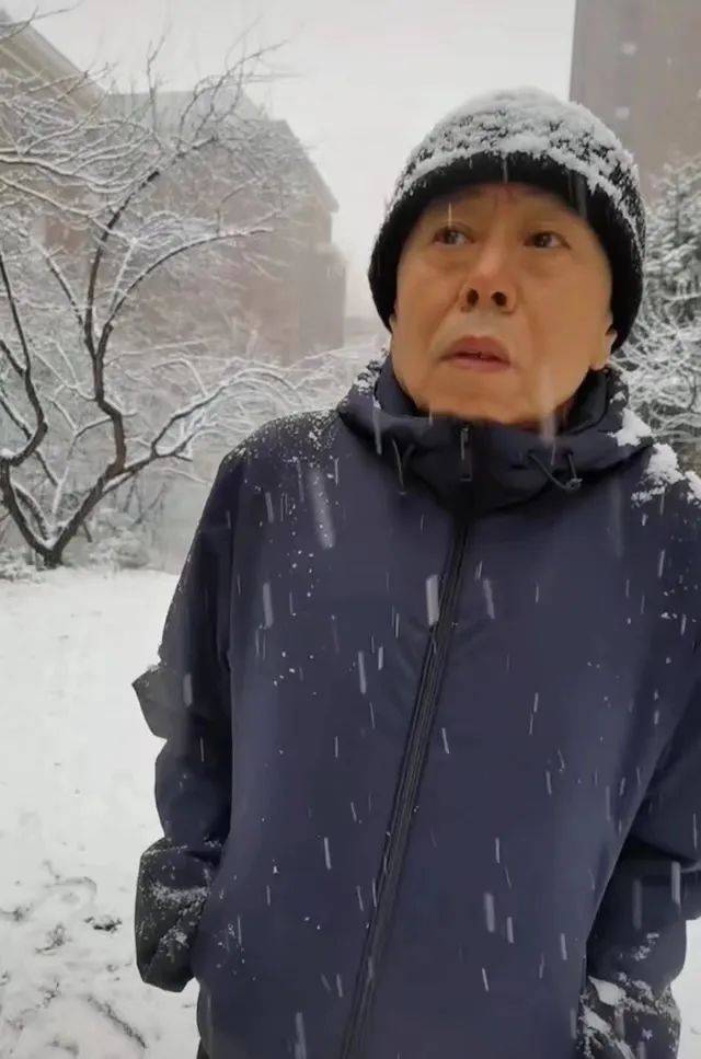 潘长江又来了！劝嘎子不要理会外界舆论，声称别人越骂自己越得瑟