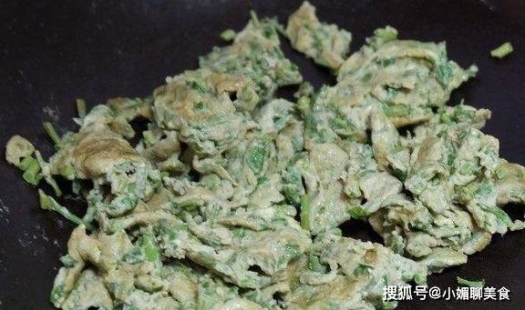 小时候的味道，香椿炒鸡蛋，每年都会买上几次