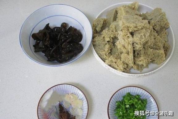 春季减肥正当时，每天换换食物做一些减肥餐