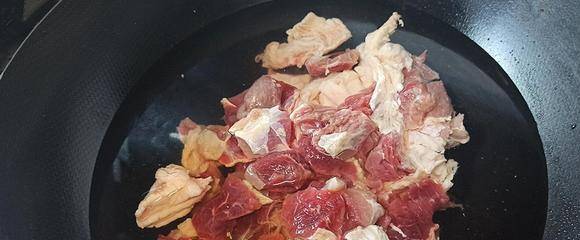 牛腩肉怎么做好吃？牛腩肉炖西红柿怎么做好吃？