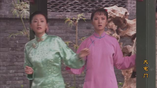 大宅门：面对四位“嫂子”，白玉婷最会“看人下菜碟”