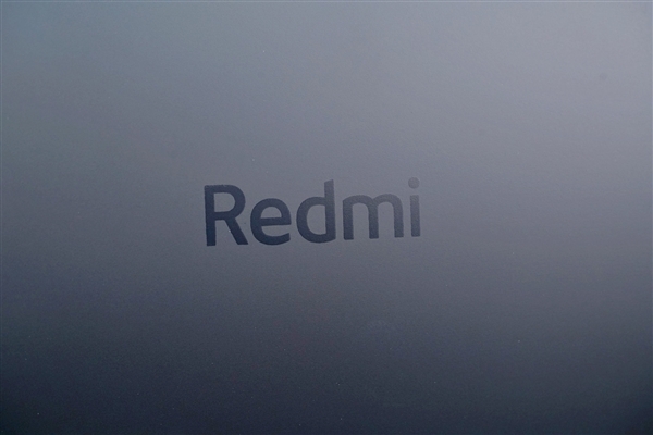 redmi推出首款曲面屏显示器——